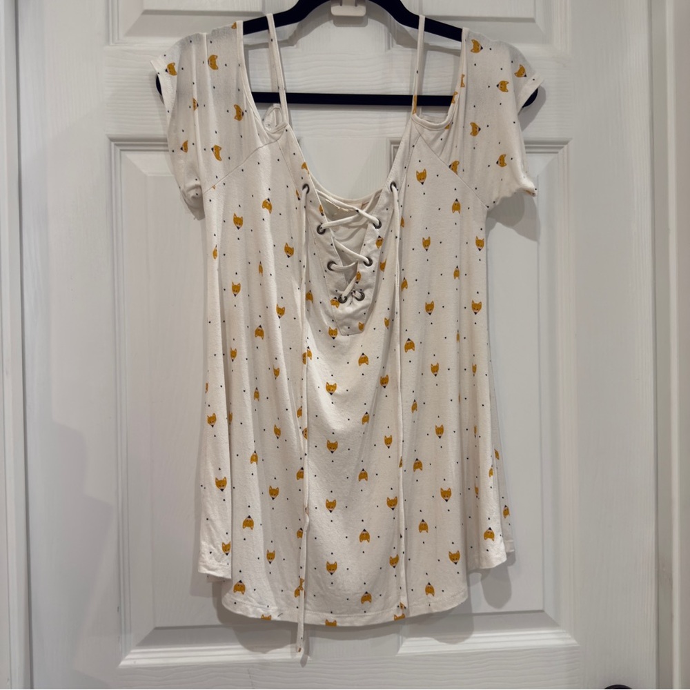 Fox Print Cold Shoulder Cami Top with Lace-Up Details